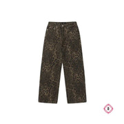 calça leopard.