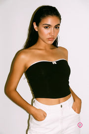 corset melly.