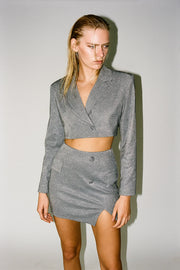conjunto blazer e saia blend.