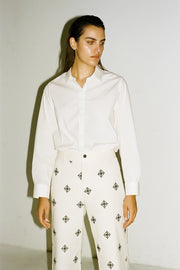 calça doyle.