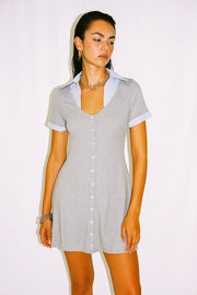 vestido curto yoro.
